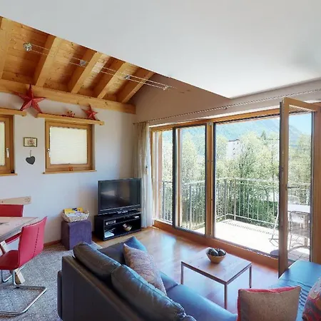 アパート Rosa 3 5 サメーダン